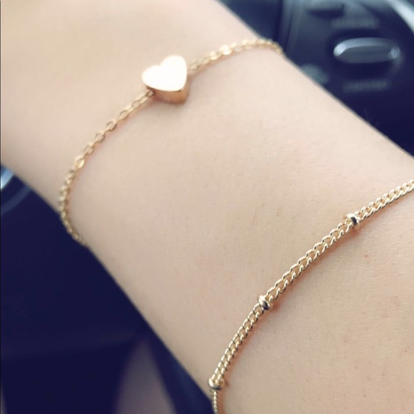 dragonfly lane jewelry Jewelry - Delicate Simplistic heart bracelet set